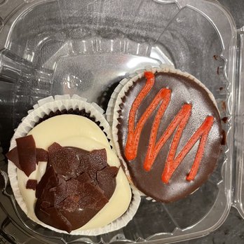 Sweet 27 Cafe and Bakery - Cupcake-- chocolate cheesecake Vegan Raspberry and Ganache - Bakeries Near Me - Baltimore, Maryland Sweet 27 Cafe and Bakery - Cupcake-- chocolate cheesecake Vegan Raspberry and Ganache - Bakeries Near Me - Baltimore, Maryland