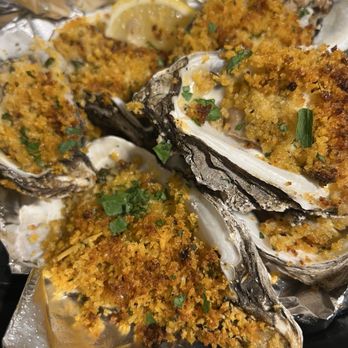 Trenasse - Oysters Gratin - Wine Bars Near Me - New Orleans, Louisiana Trenasse - Oysters Gratin - Wine Bars Near Me - New Orleans, Louisiana