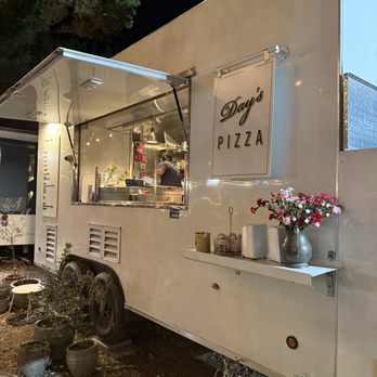 Days pizza - Food Truck - Pizza Near Me - Austin, Texas Days pizza - Food Truck - Pizza Near Me - Austin, Texas