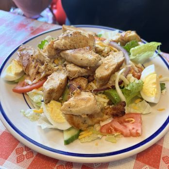 Courthouse Cafe - Grilled chicken salad - Diners Near Me - Spotsylvania Courthouse, Virginia Courthouse Cafe - Grilled chicken salad - Diners Near Me - Spotsylvania Courthouse, Virginia