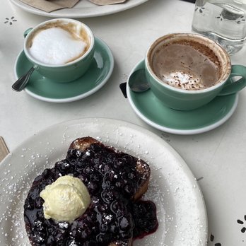Oddfellows Cafe & Bar - Brioche French Toast Mocha Cappuccino - Breakfast & Brunch Near Me - Seattle, Washington Oddfellows Cafe & Bar - Brioche French Toast Mocha Cappuccino - Breakfast & Brunch Near Me - Seattle, Washington