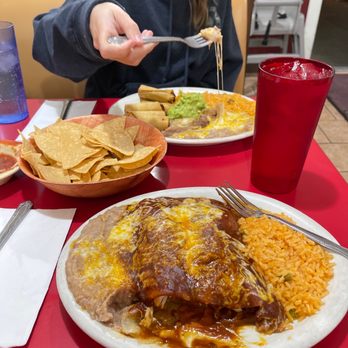 Mission Burrito - Dinner yum! - Mexican Near Me - Simi Valley, California Mission Burrito - Dinner yum! - Mexican Near Me - Simi Valley, California