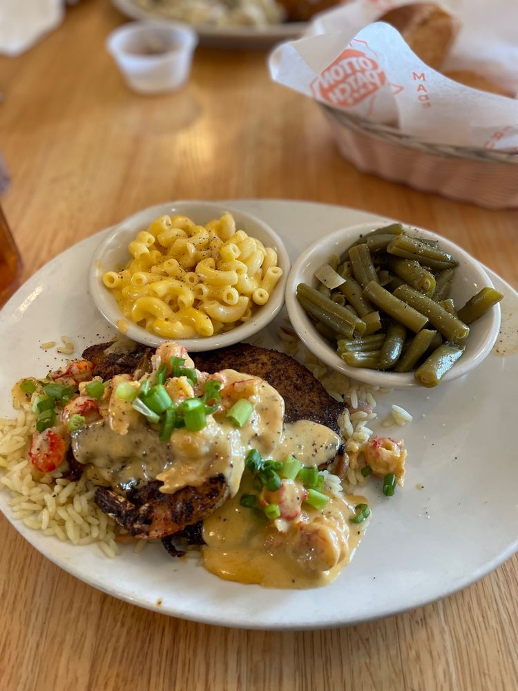 American at Cotton Patch Cafe in Tyler