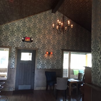 Sidecar Tasting Room - Tasting room - Wine Bars Near Me - Dripping Springs, Texas Sidecar Tasting Room - Tasting room - Wine Bars Near Me - Dripping Springs, Texas