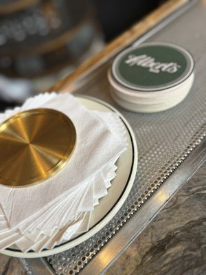 Albert’s Bar by null