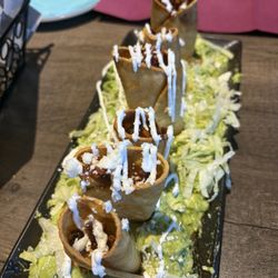Tinga Flautas