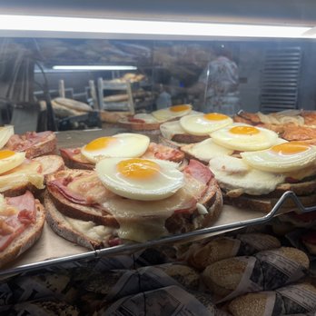 Lafayette Bakery & Cafe - Yummy Tartin - Bakeries Near Me - Carmel, California