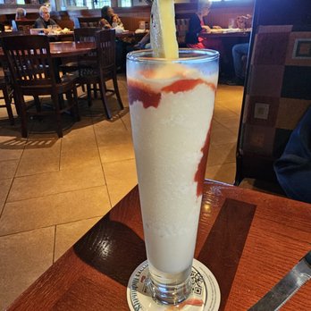 Red Lobster - Piña Colada - Seafood Near Me - Oakdale, Minnesota