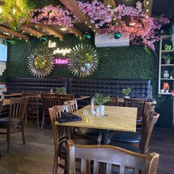 Los Antojos Restaurant