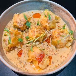 Onesan Dim Sum & Sushi - Lobster curry dim sum