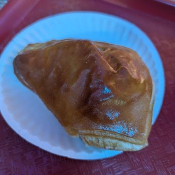 La Gran Uruguaya Bakery - Guyaba pastry - Bakeries Near Me - Jackson Heights, New York