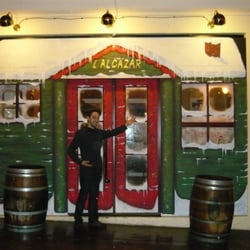 Alcazar Café