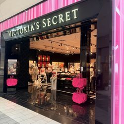 Victoria's Secret & PINK