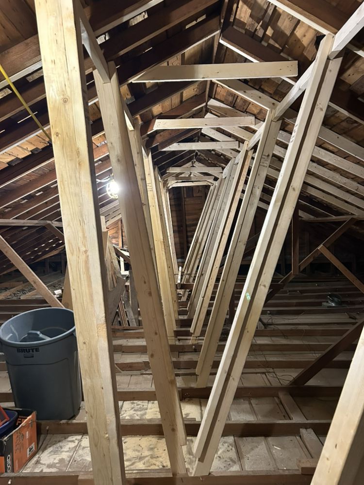 Slide of E&D Premier Roofing & Solar