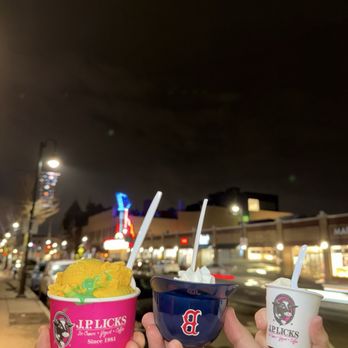 J P Licks - Coolidge Corner - Ice Cream & Frozen Yogurt Near Me - Brookline, Massachusetts