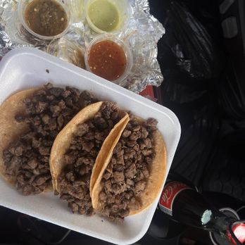 Zee's Grill - Carne Asada Tacos - Food Trucks Near Me - Yuma, Arizona Zee's Grill - Carne Asada Tacos - Food Trucks Near Me - Yuma, Arizona