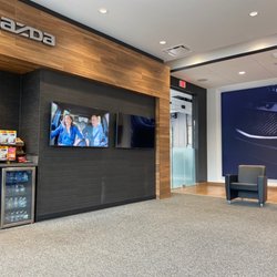 Germain Mazda of Columbus - Waiting area