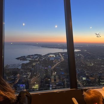 CN Tower - scenery - Landmarks & Historical Buildings Near Me - Toronto, Ontario