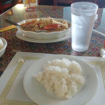 Di Chan Thai Restaurant - A yellow curry meal - Thai Near Me - San Diego, California Di Chan Thai Restaurant - A yellow curry meal - Thai Near Me - San Diego, California