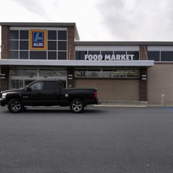 ALDI - Storefront...