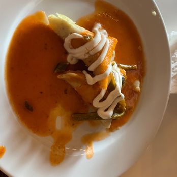 La Veranda - Corundas - Mexican Near Me - Salvatierra, GUA