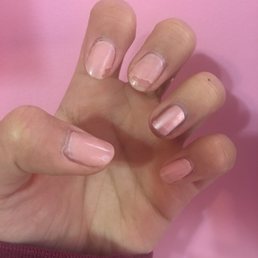 Not even 5 days! Please note, I don't do hard labor, I literally work in an office. The owner did my nails in such a rush + without a care. Not even 5 days! Please note, I don't do hard labor, I literally work in an office. The owner did my nails in such a rush + without a care.
