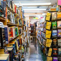 Golden's Book Exchange
