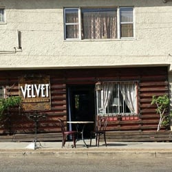 Velvet Café y Bistro - Un cafecito coquetón.