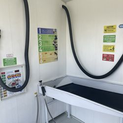 Top Dog Express Car & Pet Wash - The wash table is slip resistant and at a good height. Left black hose for blow drying the right hose for vacuuming.