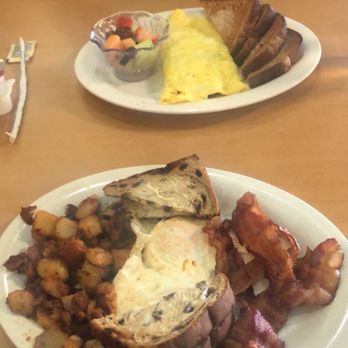 Eggs Up Grill - Breakfast & Brunch Near Me - Myrtle Beach, South Carolina