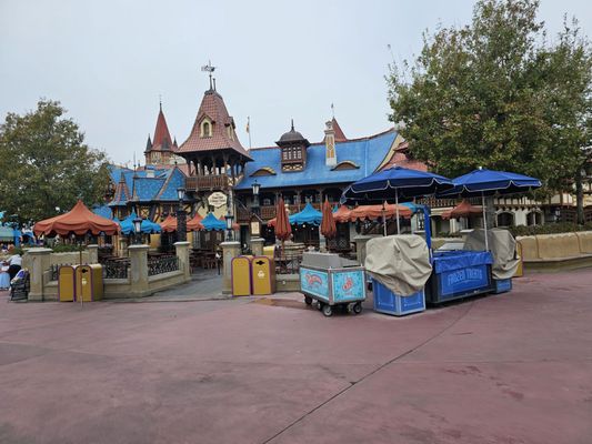 Fantasyland by null