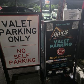 Max's Restaurant - Glendale - Filipino Near Me - Glendale, California