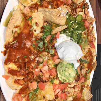 Yard House - Chicken Nachos - New American Near Me - Sarasota, Florida Yard House - Chicken Nachos - New American Near Me - Sarasota, Florida