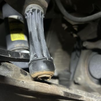 Hartley Auto Service - Bad Sway Bar End Link - Auto Repair Near Me - Pelham, Alabama Hartley Auto Service - Bad Sway Bar End Link - Auto Repair Near Me - Pelham, Alabama