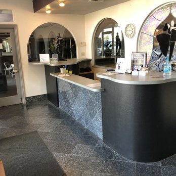 Starlight Dance Studio - Front Desk - Dance Studios Near Me - San Diego, California