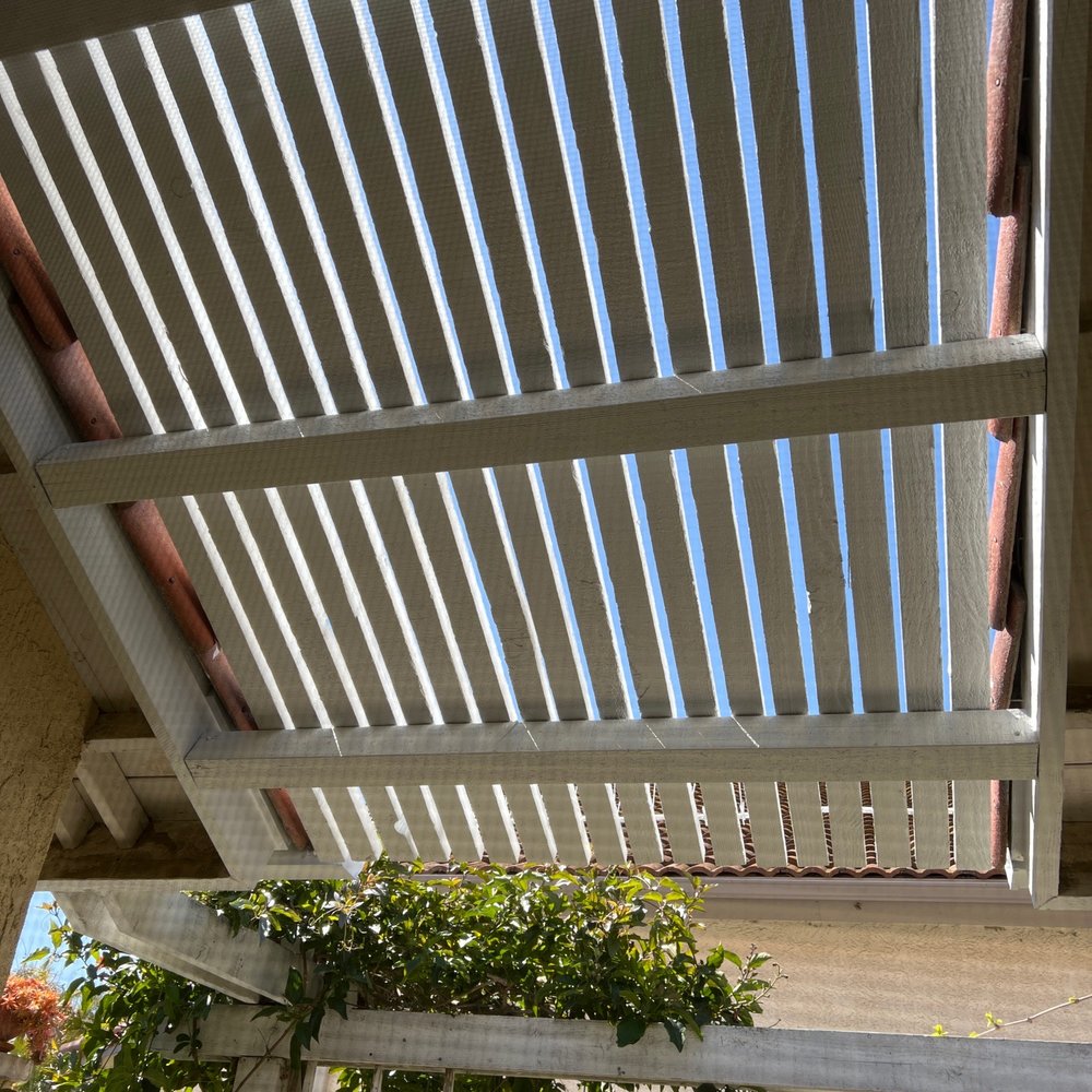 Lath in roof nitch