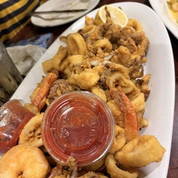 Boston Fish Market - Fried Shrimp & Calamari Comboshrimp - Seafood Near Me - Des Plaines, Illinois Boston Fish Market - Fried Shrimp & Calamari Comboshrimp - Seafood Near Me - Des Plaines, Illinois