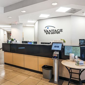 Vantage Eye Center - Salinas - Vantage Salinas Clinic -check-in counter. - Optometrists Near Me - Salinas, California Vantage Eye Center - Salinas - Vantage Salinas Clinic -check-in counter. - Optometrists Near Me - Salinas, California