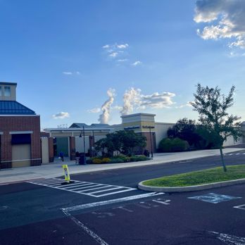 Philadelphia Premium Outlets - Outlet Stores Near Me - Pottstown, Pennsylvania Philadelphia Premium Outlets - Outlet Stores Near Me - Pottstown, Pennsylvania