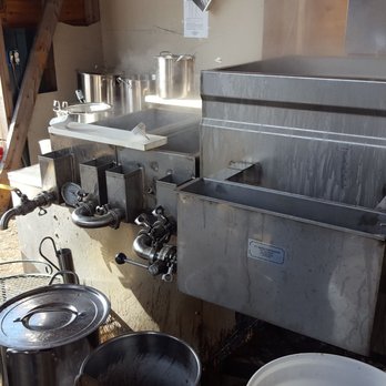 Russell Farm Bakery - This where all the maple syrup magic happens - Bakeries Near Me - Poland, Maine Russell Farm Bakery - This where all the maple syrup magic happens - Bakeries Near Me - Poland, Maine