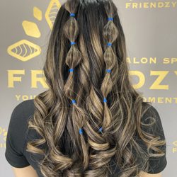 Friendzy Salon & Spa