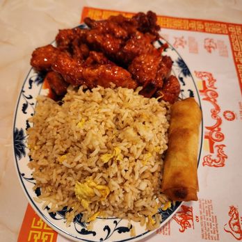 Hong Kong Inn - General chicken lunch special - Chinese Near Me - San Andreas, California