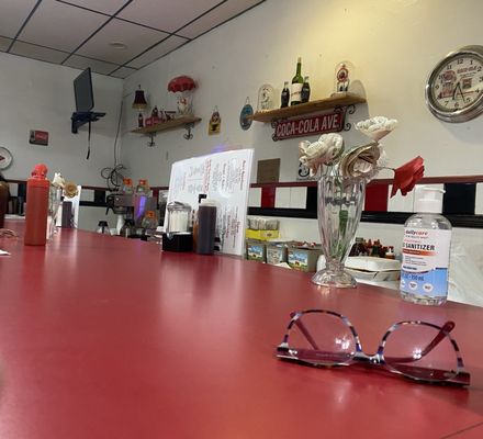 Breakfast at Shelly's by null