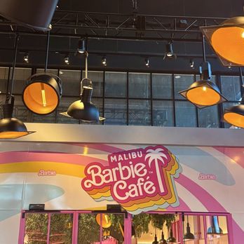 Malibu Barbie Cafe - Cafes Near Me - Las Vegas, Nevada