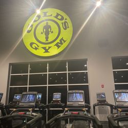 Gold's Gym