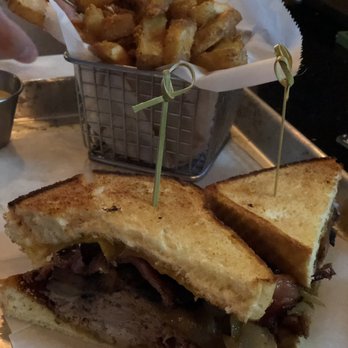 Kitchen and Beer Bar - Pulled pork grilled cheese - Beer Bar Near Me - Haskell, New Jersey Kitchen and Beer Bar - Pulled pork grilled cheese - Beer Bar Near Me - Haskell, New Jersey