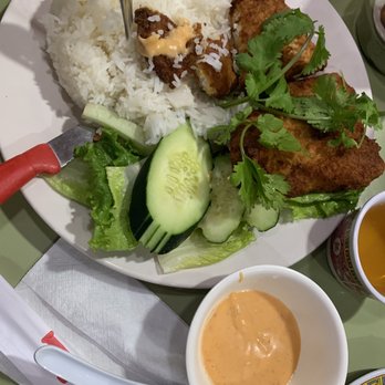 Pho 54 - Fried catfish and rice with veggies - Vietnamese Near Me - Westminster, California