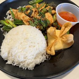 Lunch serving