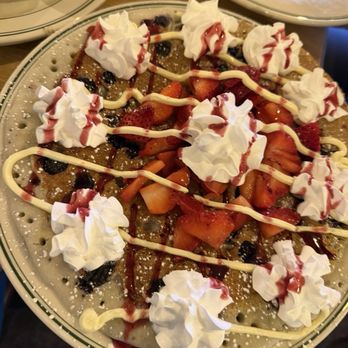 Crackin’ & Stackin’ - Breakfast & Brunch Near Me - Medford, Oregon