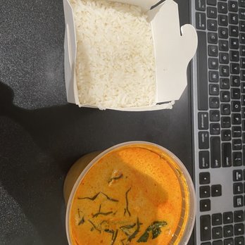 In-On Thai - Panang curry with chicken and rice - Thai Near Me - Chicago, Illinois